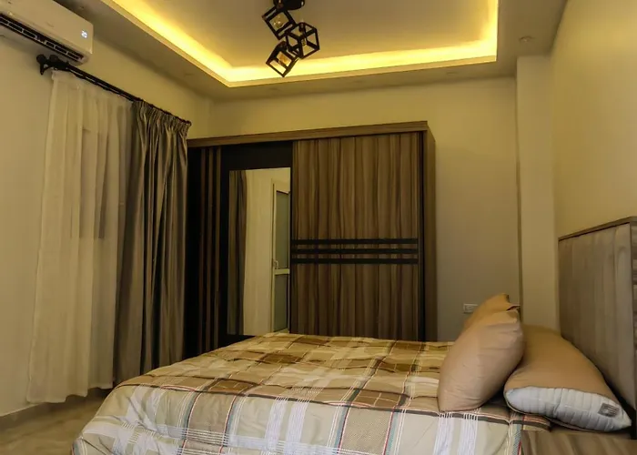 Down Town Pearl-central Hurghada-close To The Beaches شقة *